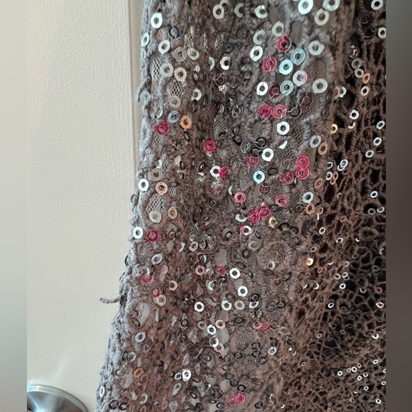 Kay Unger Grey Sparkle Jagged Edge Sheath Dress - Picture 5 of 16